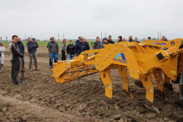 Mooie inzichten tijdens velddemonstratie Diepwoelen op kleigrond